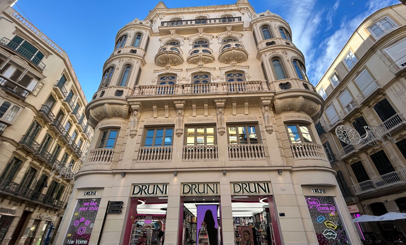 Un inversor catalán adquiere un edificio histórico en el centro de Málaga