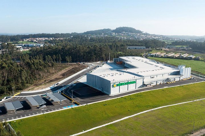 Mercadona estrena un nuevo almacén logístico en Portugal