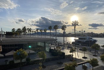 Muelle Uno estrena nuevo rótulo con la incorporación de Pompeu