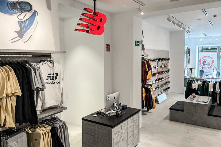 Promover evolución Se asemeja New Balance abre su primera tienda en el barrio de Salamanca de Madrid -  Revista Centros Comerciales