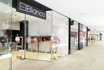 El centro comercial Torre Sevilla recibe una tienda New Blanco