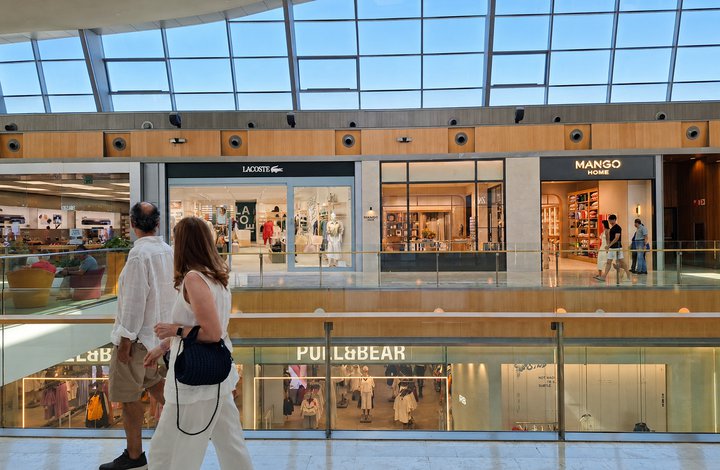 Puerto Venecia supera los 14.000 m2 de aperturas y renovaciones