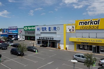 Castellana Properties vende el parque comercial Mejostilla en Cáceres a una SCPI francesa