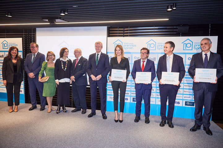 Vialia Vigo recibe el premio especial APROIN a la transformación urbana