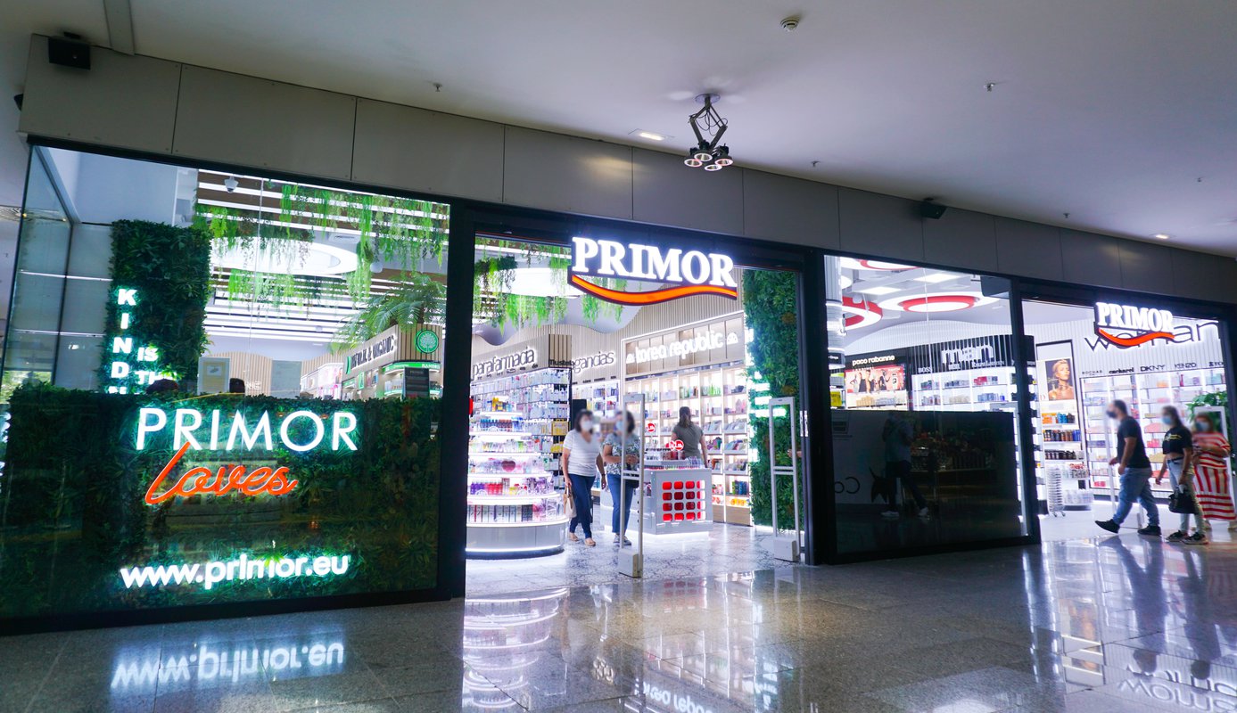 Primor abre sus puertas en el centro comercial 7  Palmas