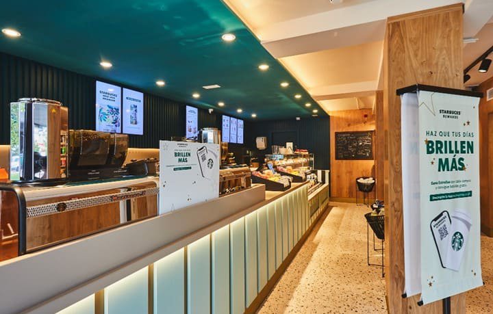 Starbucks inaugura su primera tienda en Benidorm