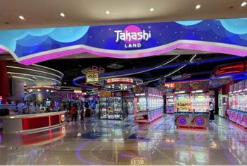 Takashi Land apuesta por Vialia Málaga para debutar en España