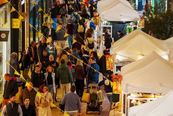 Torre Sevilla organiza un Pop-Up Market por el Día de Andalucía