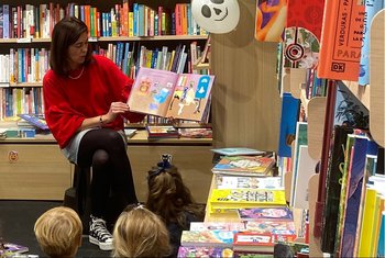 Vallsur desarrolla un cuentacuentos inclusivo en Lengua de Signos