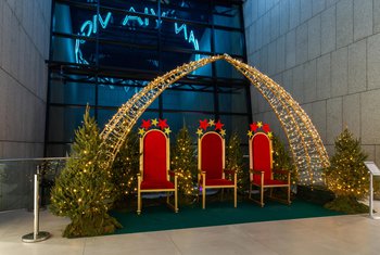 Gran Vía recibe la visita de Papá Noel y de SS.MM. los Reyes Magos