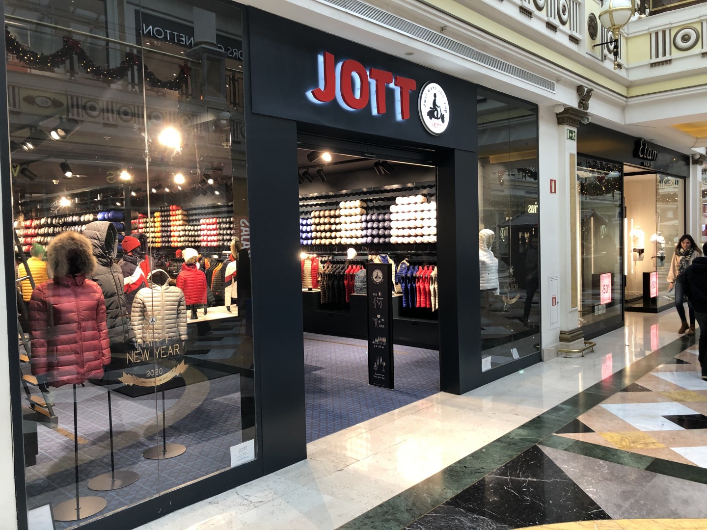 Plaza Norte 2 renueva su oferta - Revista Centros Comerciales