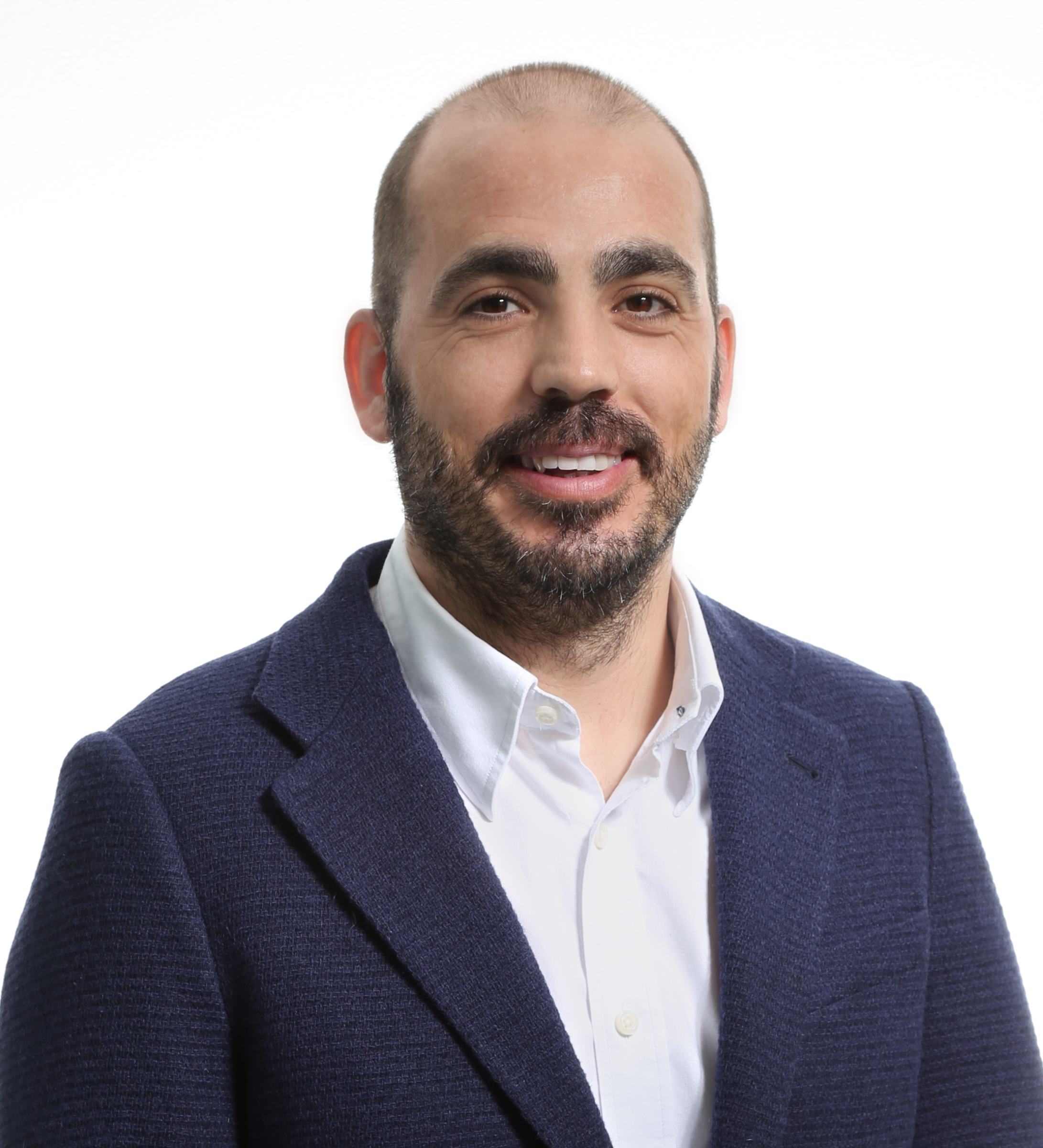 Vamos a incorporar operadores a los que no estamos acostumbrados